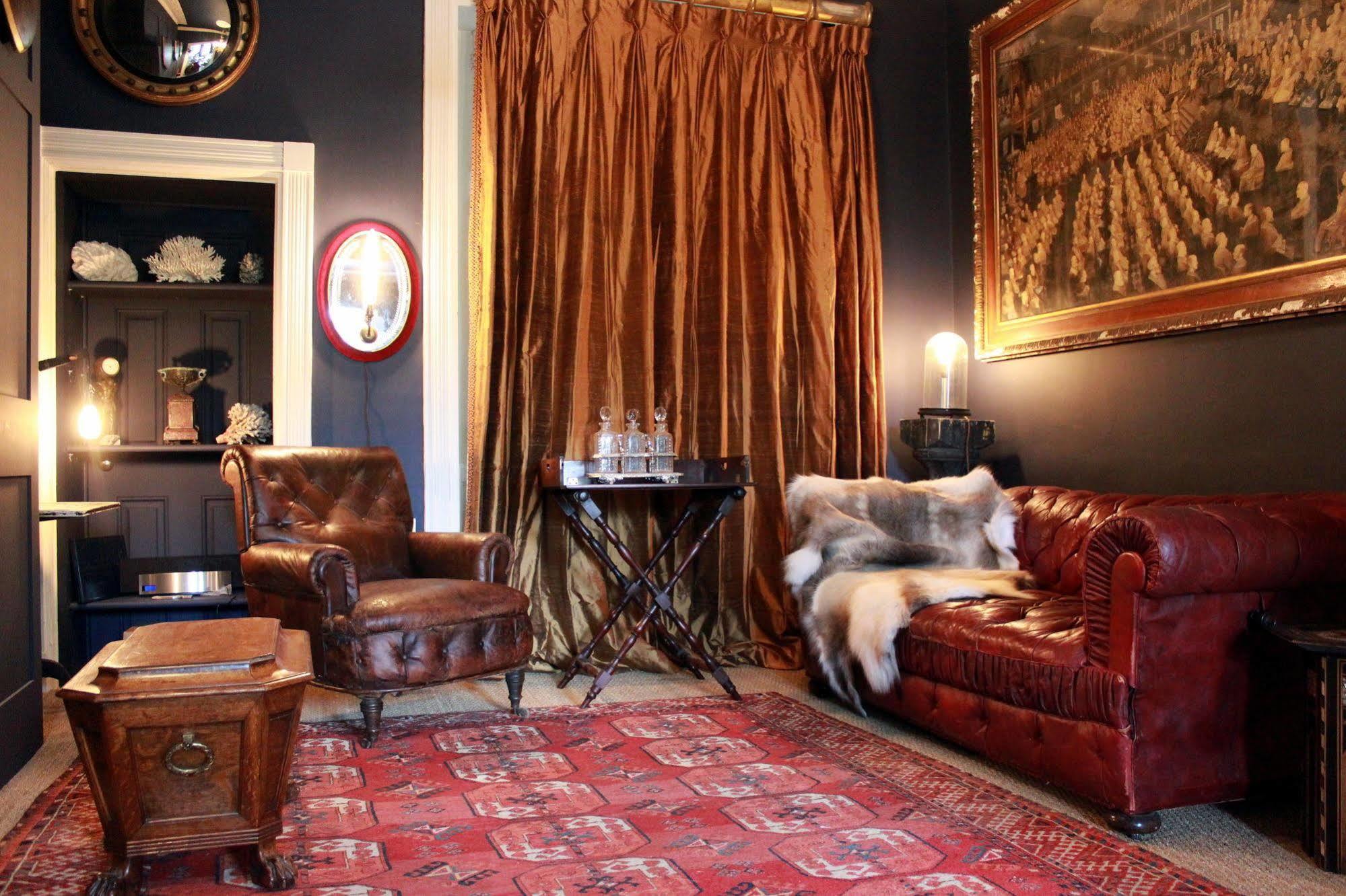 הוילה צ'לטנהם The Montpellier Townhouse מראה חיצוני תמונה